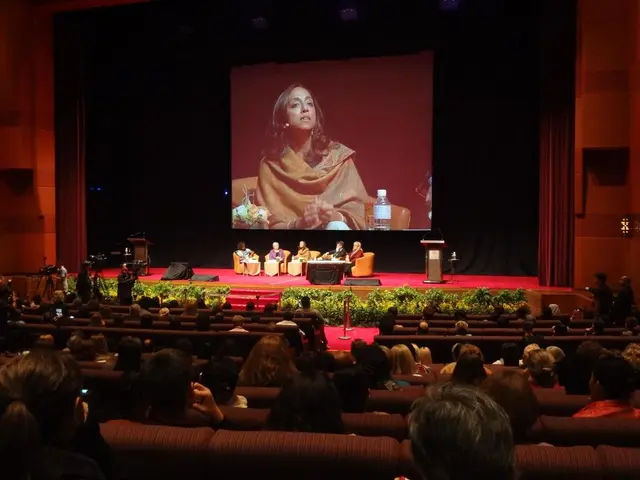 Tracking Viewer Focus Throughout Online Advertisements