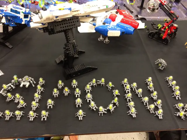 Lego's Transforming Soundwave Generates Audible Sounds