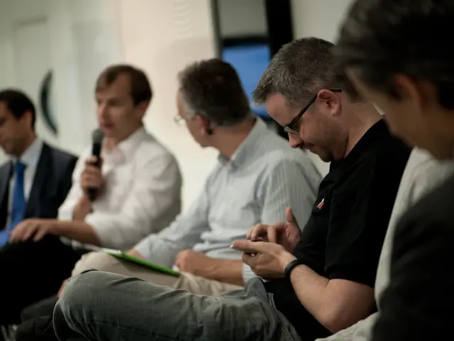 Group chats on WhatsApp receive a fresh feature: collars Implementation