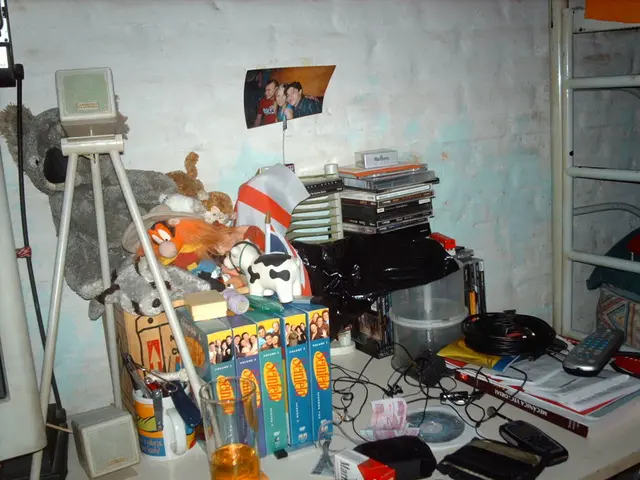 Adapting Logistics of Perishable Goods to Overcome Obstacles in International Supply Chains