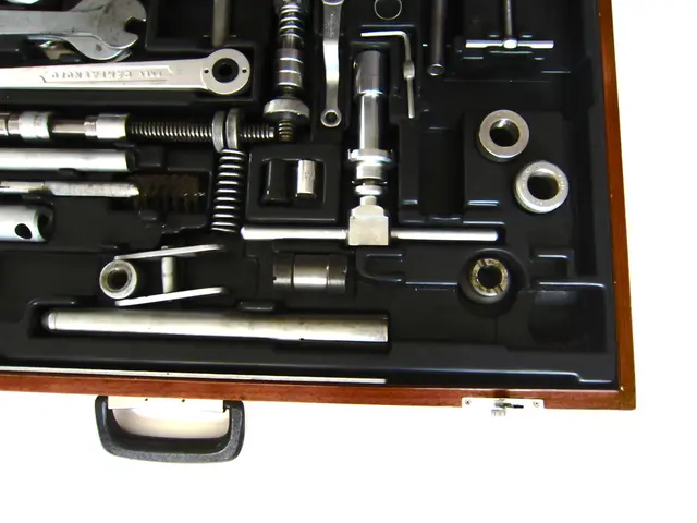 "Alternative Tools for Collaborative Project Management Beyond Microsoft Project"