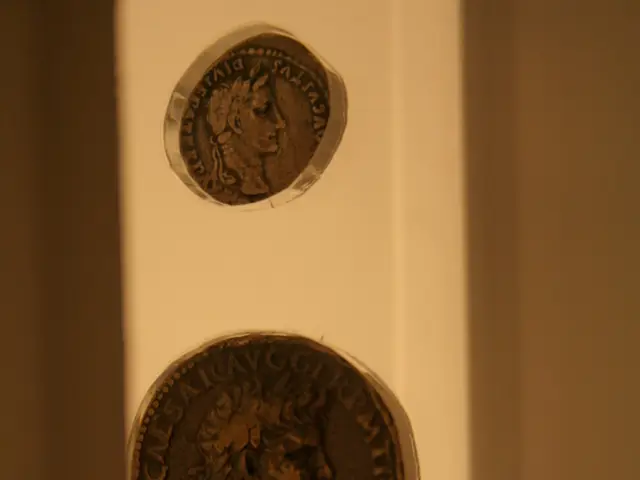 Cryptocurrencies SHIB and PEPE predicted to surge by 400% by the year 2025; nevertheless, traders...