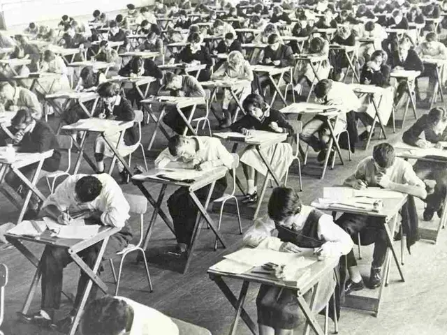 Large AI Language Models Likely Lacking in Independent Self-Correction Capabilities