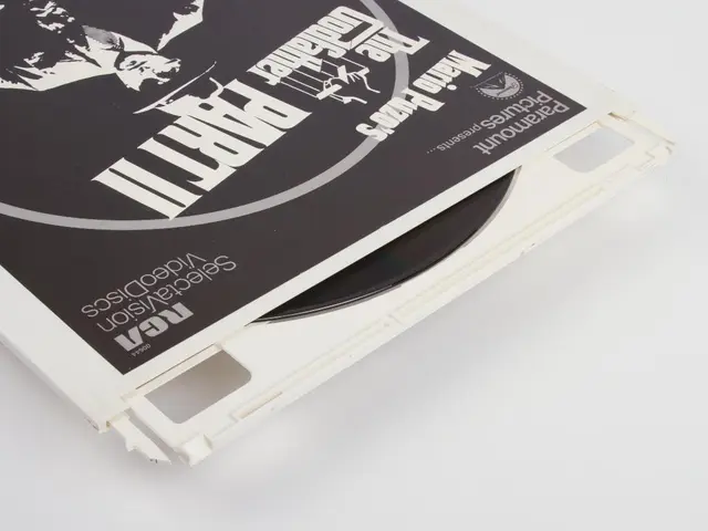 Introducing the C-30 CD Player, a new addition to Onkyo's stylish Icon Series Hi-Fi lineup.