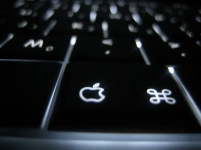 Apple's legal action against a cinema chain stirs controversy