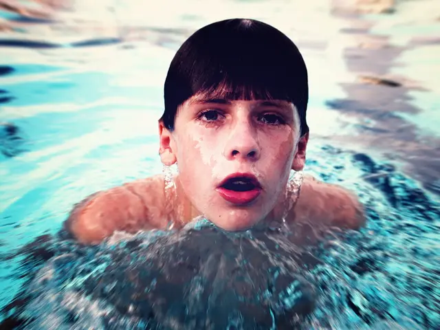 Phone submerged in water: OnePlus 13 device remains unaffected after unintentional dunking incident