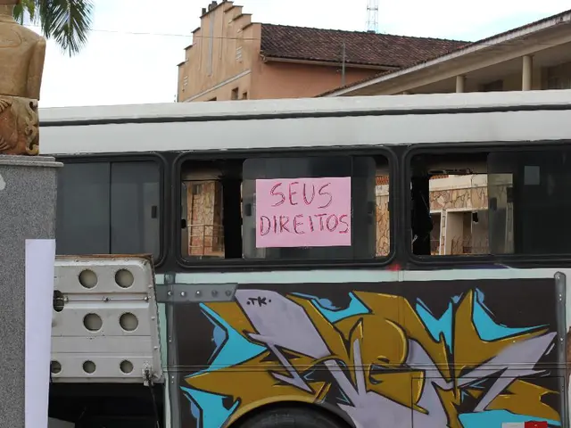 Tesla Annuls Cybertruck Range Extender, Repays Deposits to Consumers