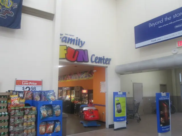 Elon Musk's assertion about XChat featuring Bitcoin encryption sparks concern among experts, who...