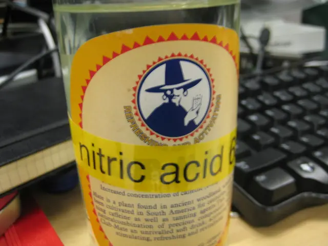 Artificial Tongue Exhibits Tasting and Learning Capabilities Alike a Human's Natural Organ