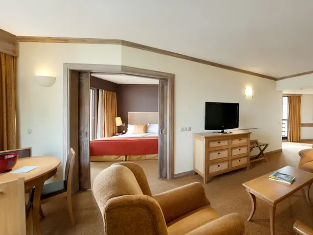 Harnessing the Revolution of High-tier TV Streaming in Home Automation