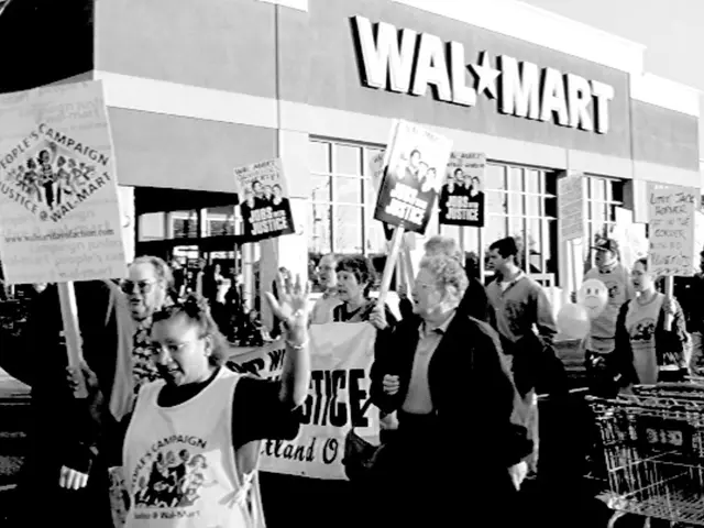 Shelley Stewart Overthrew Established Norms to Achieve Advertising Prominence