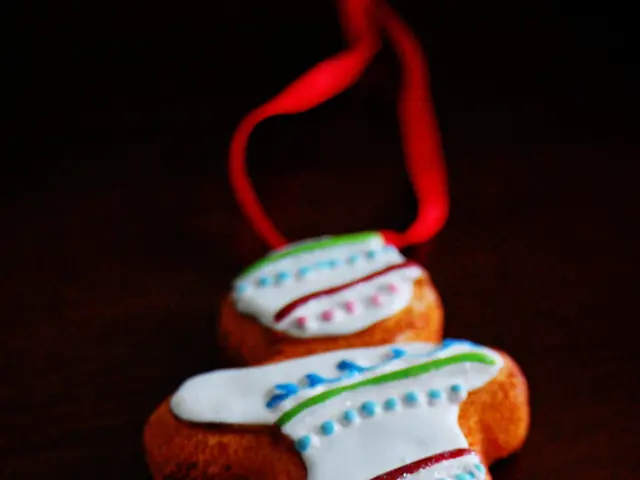 Soaring Quantum eMotion Stock Sales